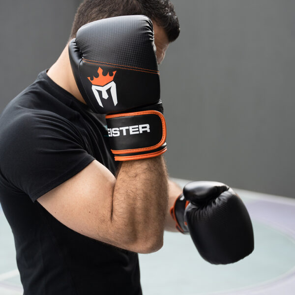 Guantes Para Boxeo Pro Meister Negro con Naranja de 16 oz (par) 4
